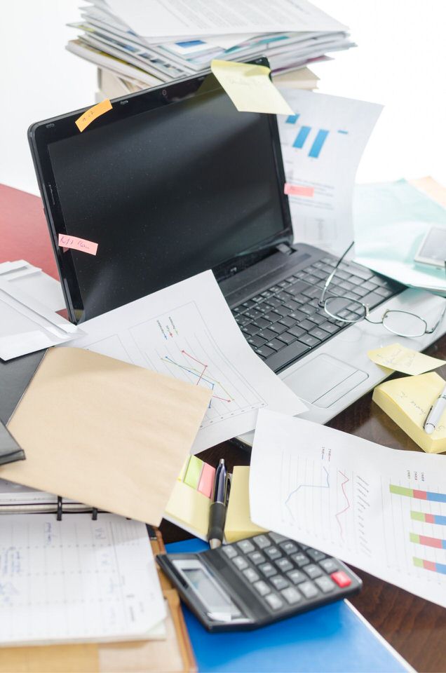 A cluttered desk is a cluttered mind.